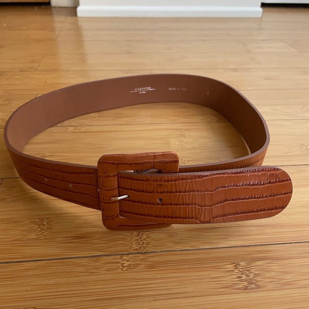 Weekend MaxMara belt